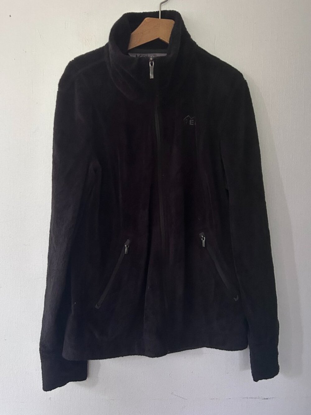 REI‎ Black Fleece Jacket XS Mock Neck Full Zip Pockets Gorpcore Athletic